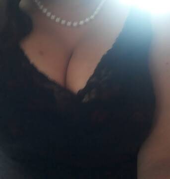 Public Photo of delieva