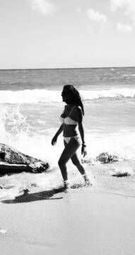 Public Photo of Mariluxxx